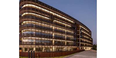 Universidad Adolfo Ibañez