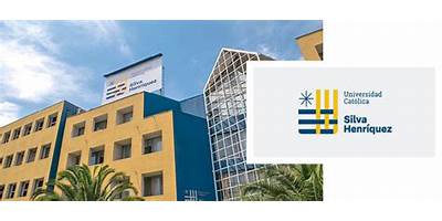 }Universidad Católica Cardenal Raúl Silva Henríquez